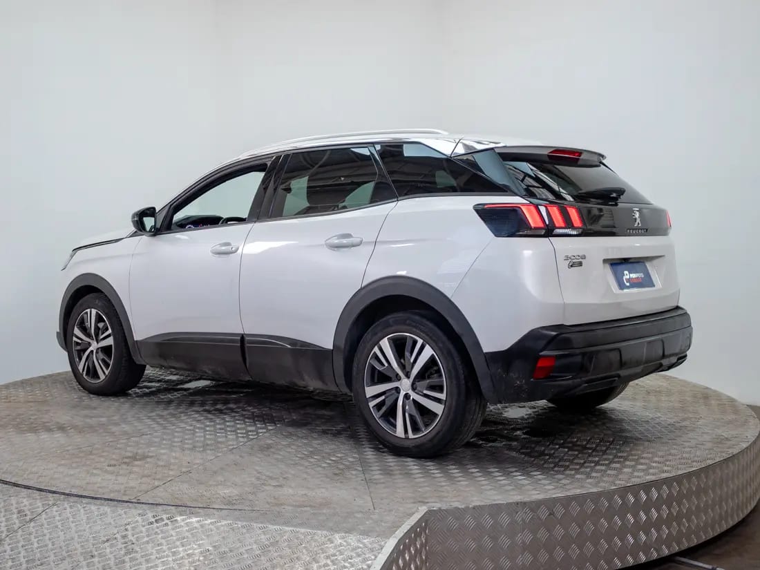 Peugeot 3008 3008 1.2 Active Pack Puretech 130 Mt año 2024