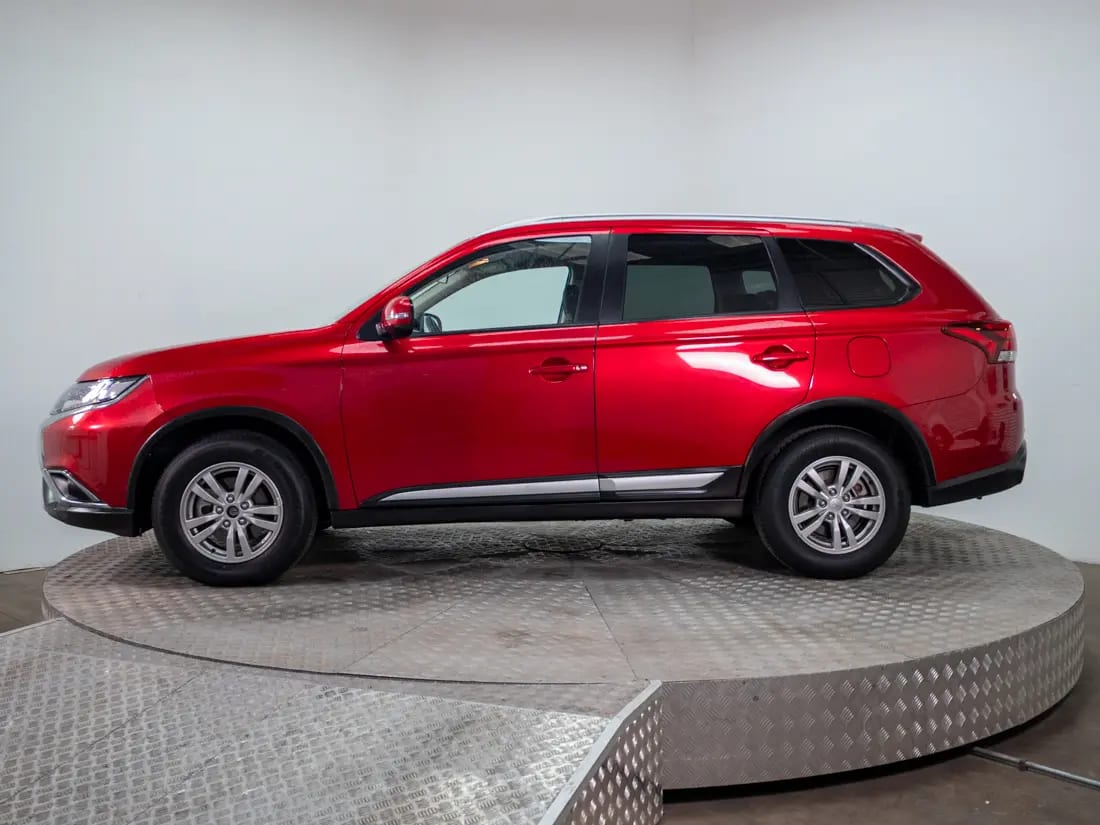Mitsubishi Outlander Outlander 2.0 At 4x2 año 2023