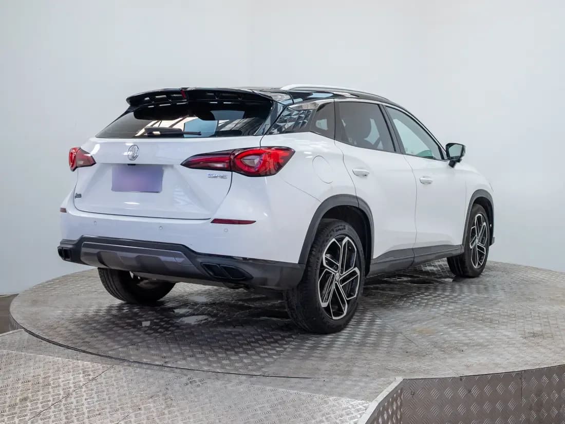 MG One One 1.5 Dlx At año 2023