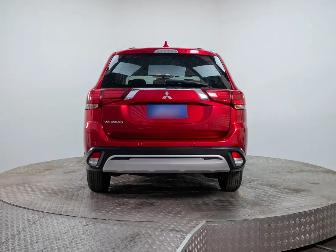 Mitsubishi Outlander Outlander 2.0 At 4x2 año 2023