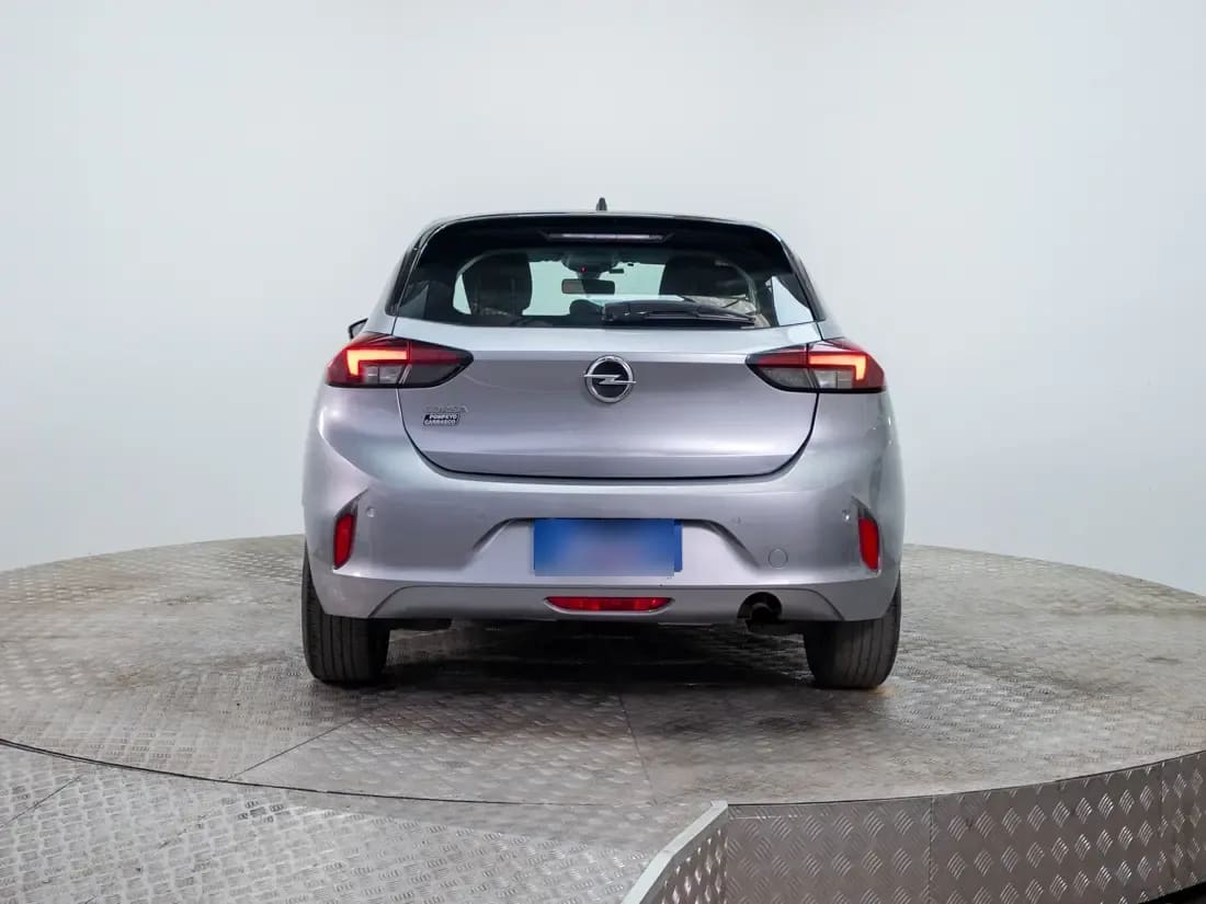 Opel Corsa Corsa 1.2 Edition At año 2021