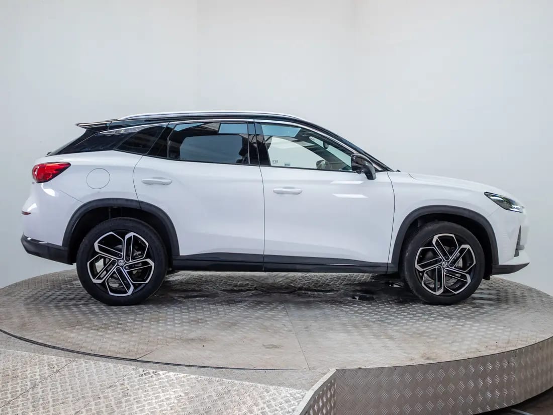 MG One One 1.5 Dlx At año 2023