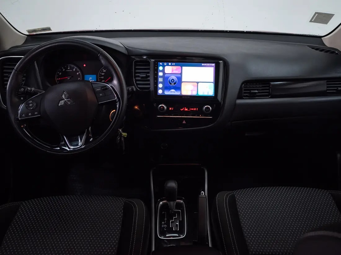 Mitsubishi Outlander Outlander 2.0 At 4x2 año 2023