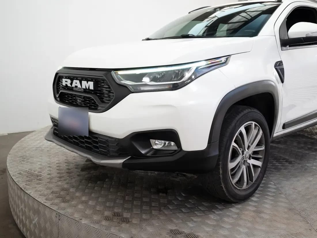 Ram 700 700 1.3 Laramie Cd Mt año 2022