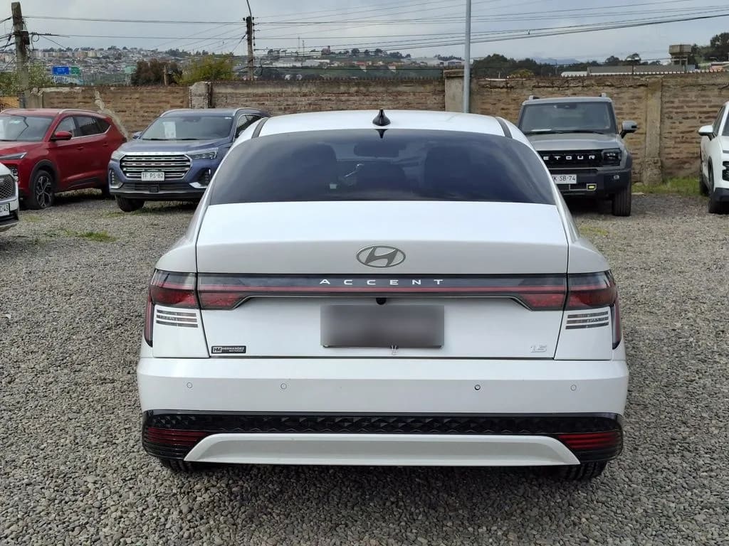 Hyundai Accent Plus año 2025