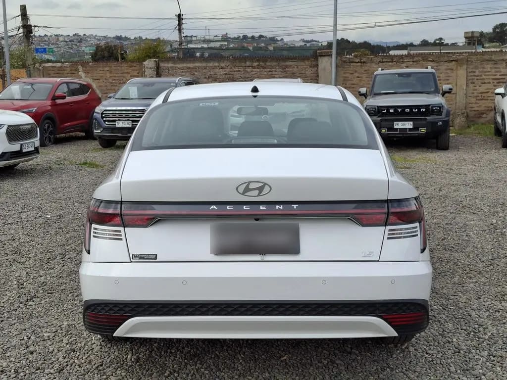 Hyundai Accent Plus año 2025