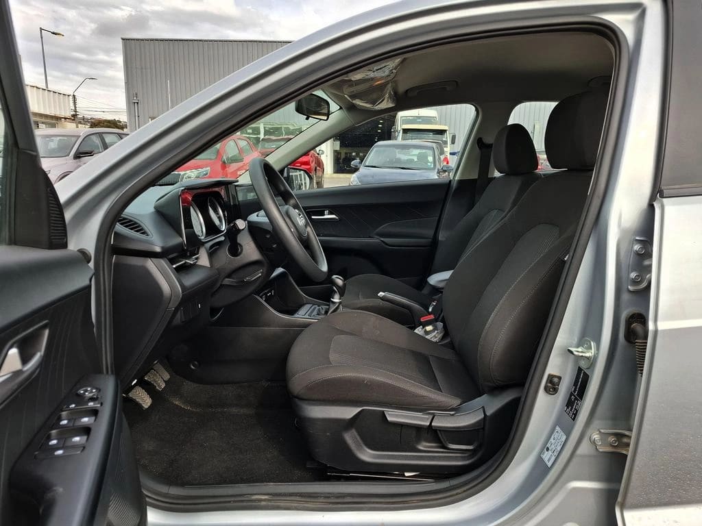Hyundai Accent Plus año 2025