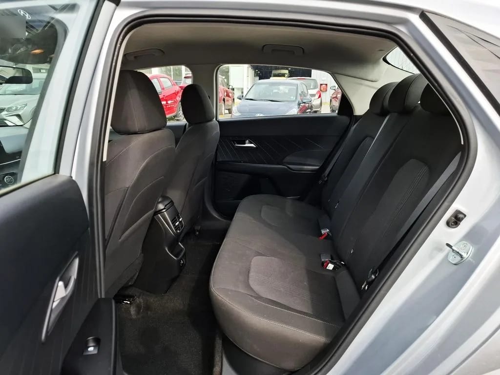 Hyundai Accent Plus año 2025