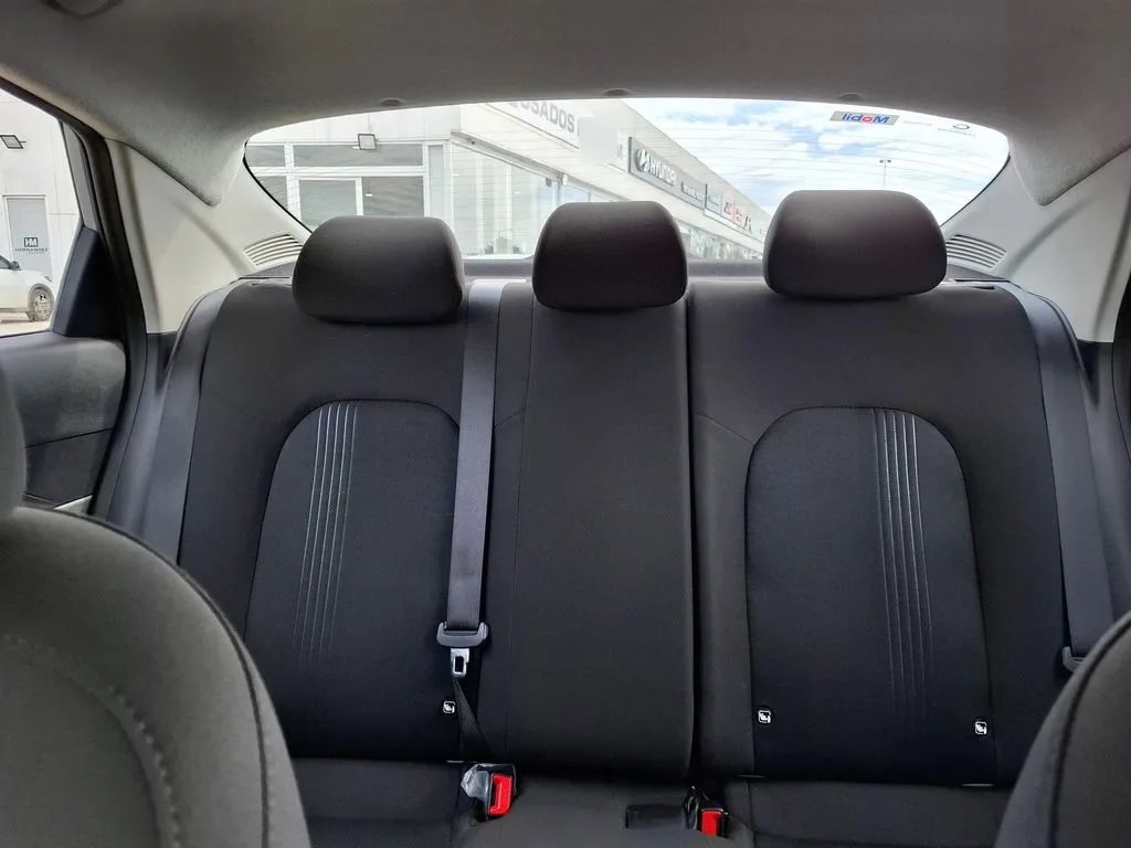 Hyundai Accent Plus año 2025
