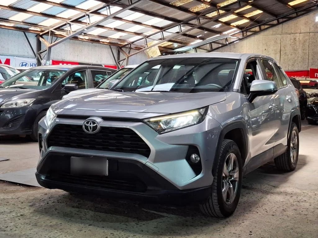 Toyota Rav4 Le año 2024