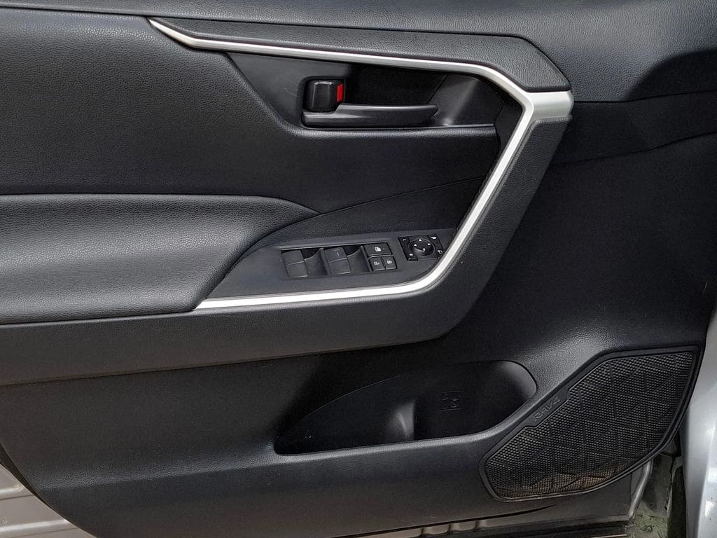 Toyota Rav4 Le año 2024