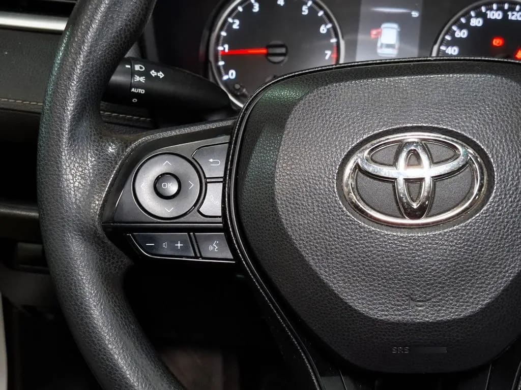 Toyota Rav4 Le año 2024