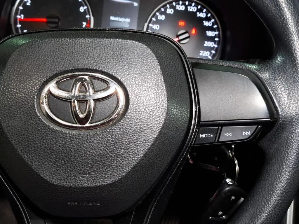 Toyota Rav4 Le año 2024