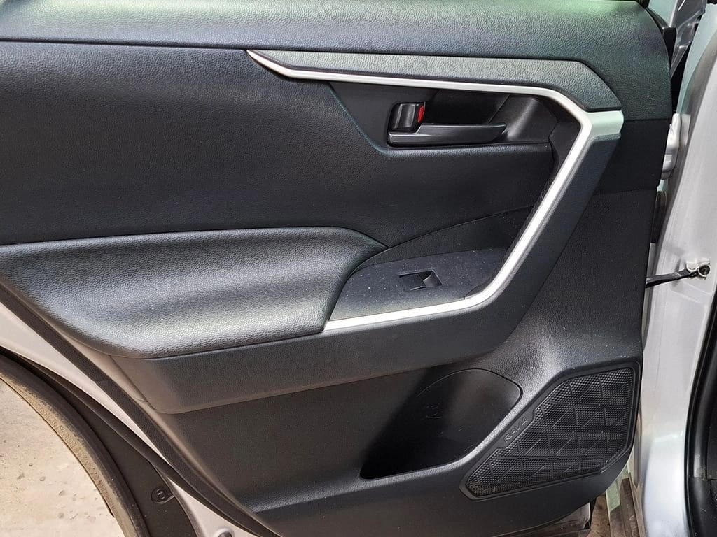 Toyota Rav4 Le año 2024