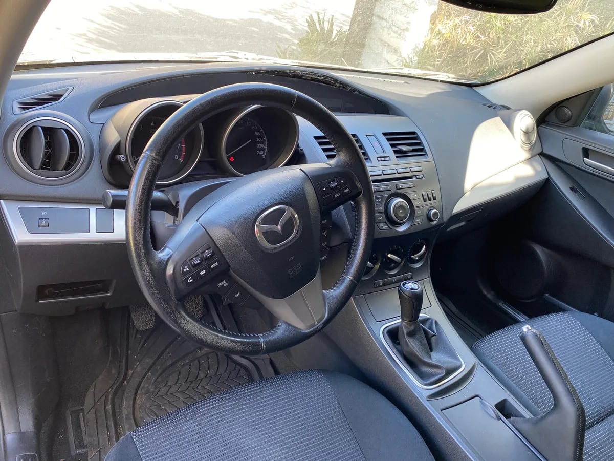 MAZDA MAZDA3 1.6 Sedan S At año 2014