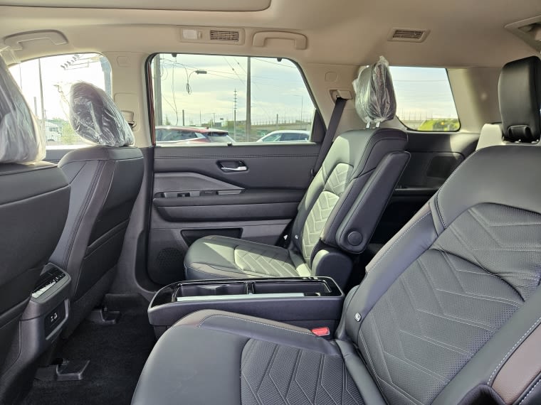 Nissan Pathfinder Advance Cvt 4wd año 2026