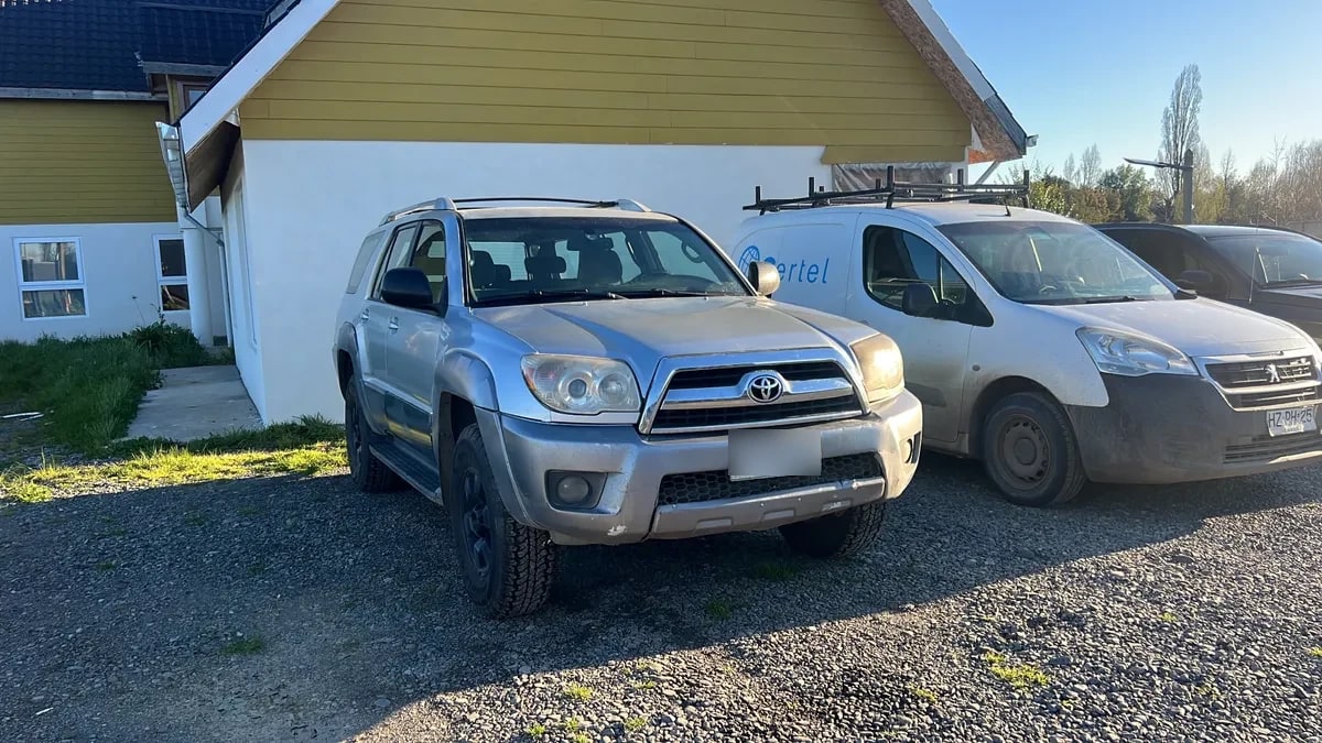 TOYOTA 4RUNNER No Sé La Versión año 2004