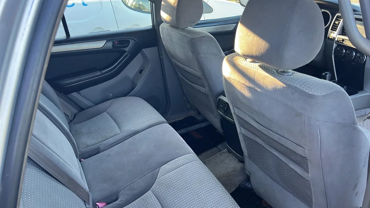 TOYOTA 4RUNNER No Sé La Versión año 2004
