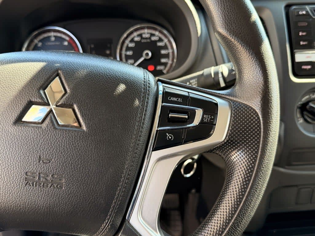 Mitsubishi L200 Katana Cr 2.4 4x2 año 2022