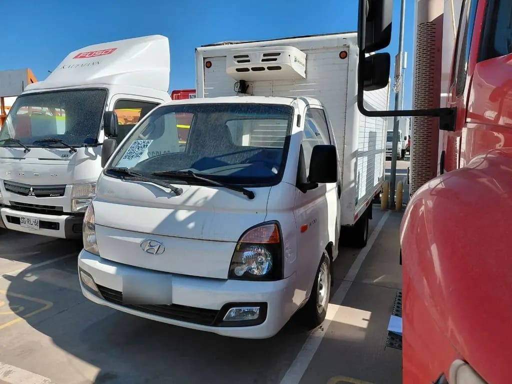 Hyundai Porter Hr Std 2.5 4x2 Mt año 2015