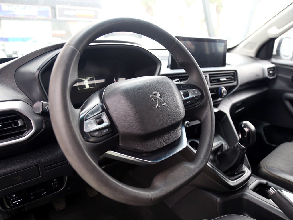 Peugeot Landtrek 1.9 4x2 Active Hdi año 2023