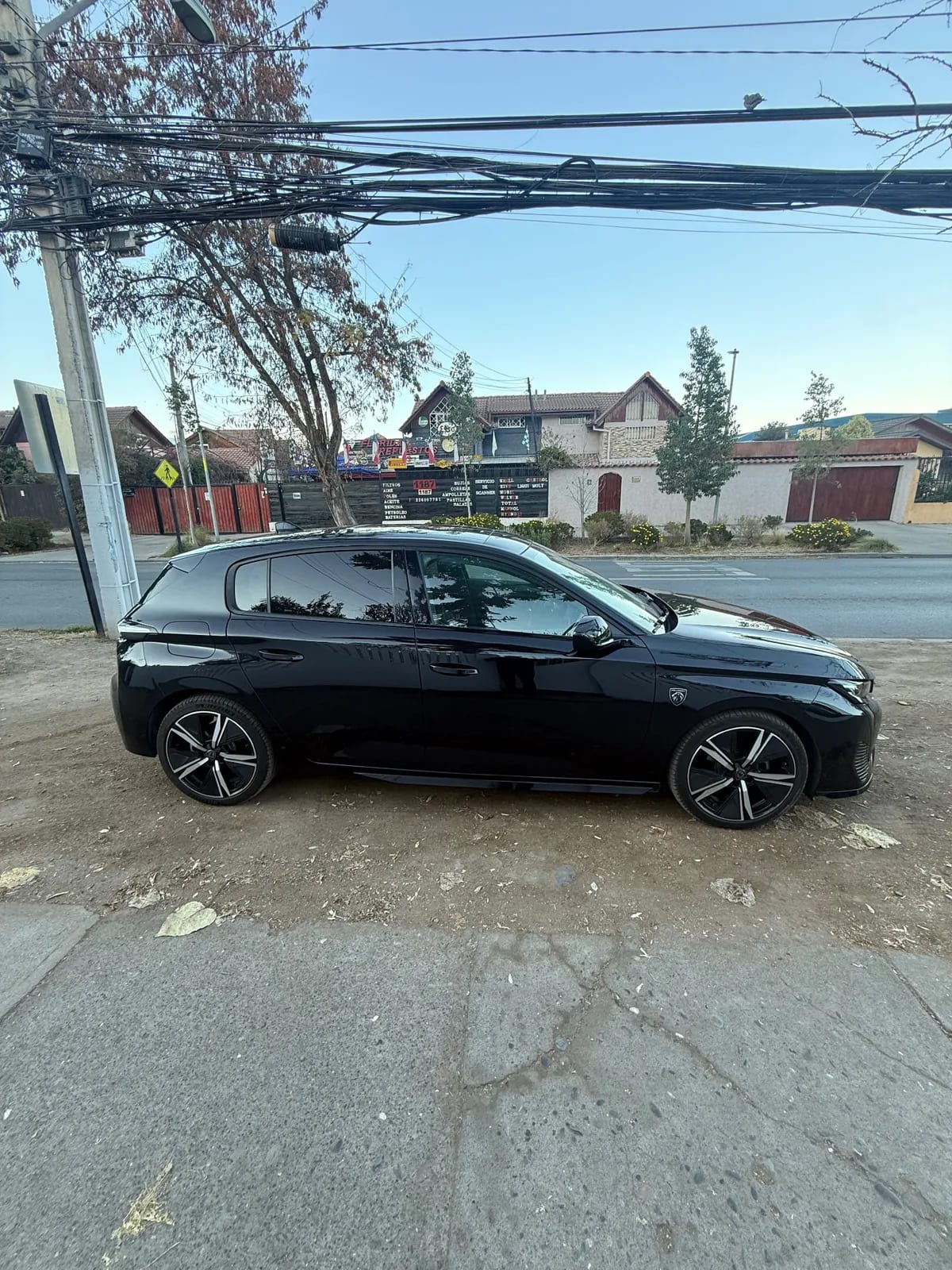 PEUGEOT 308 1.2 Allure Puretech 130 At año 2025