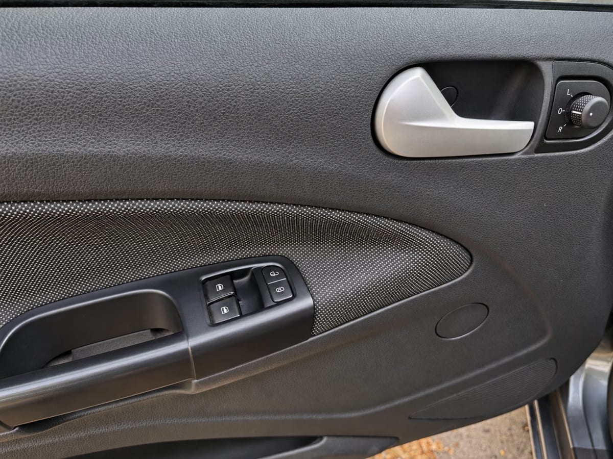 Volkswagen Gol Highline 1.6 año 2022