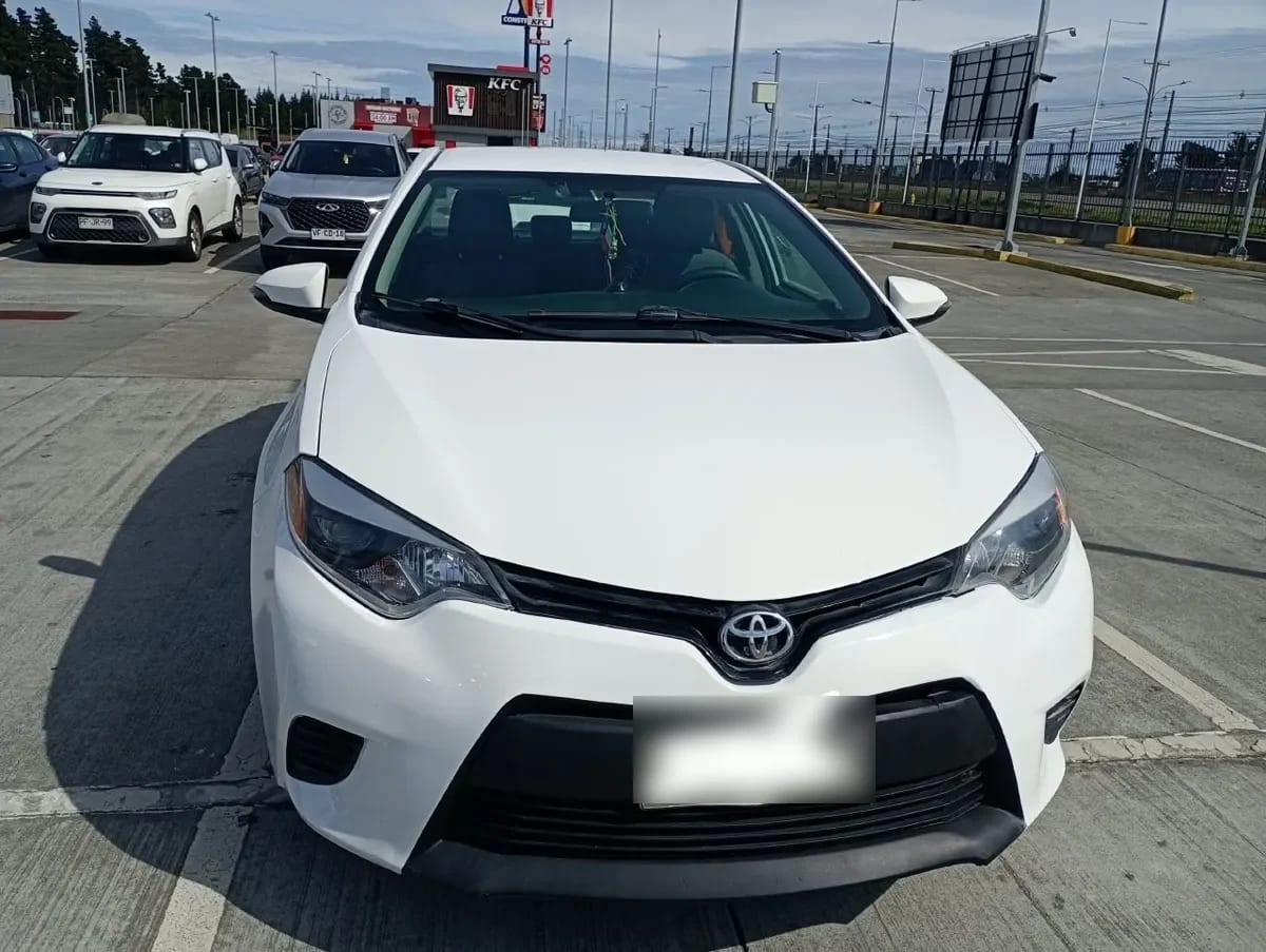 TOYOTA COROLLA 1.8 Sdn Le Cvt At año 2017