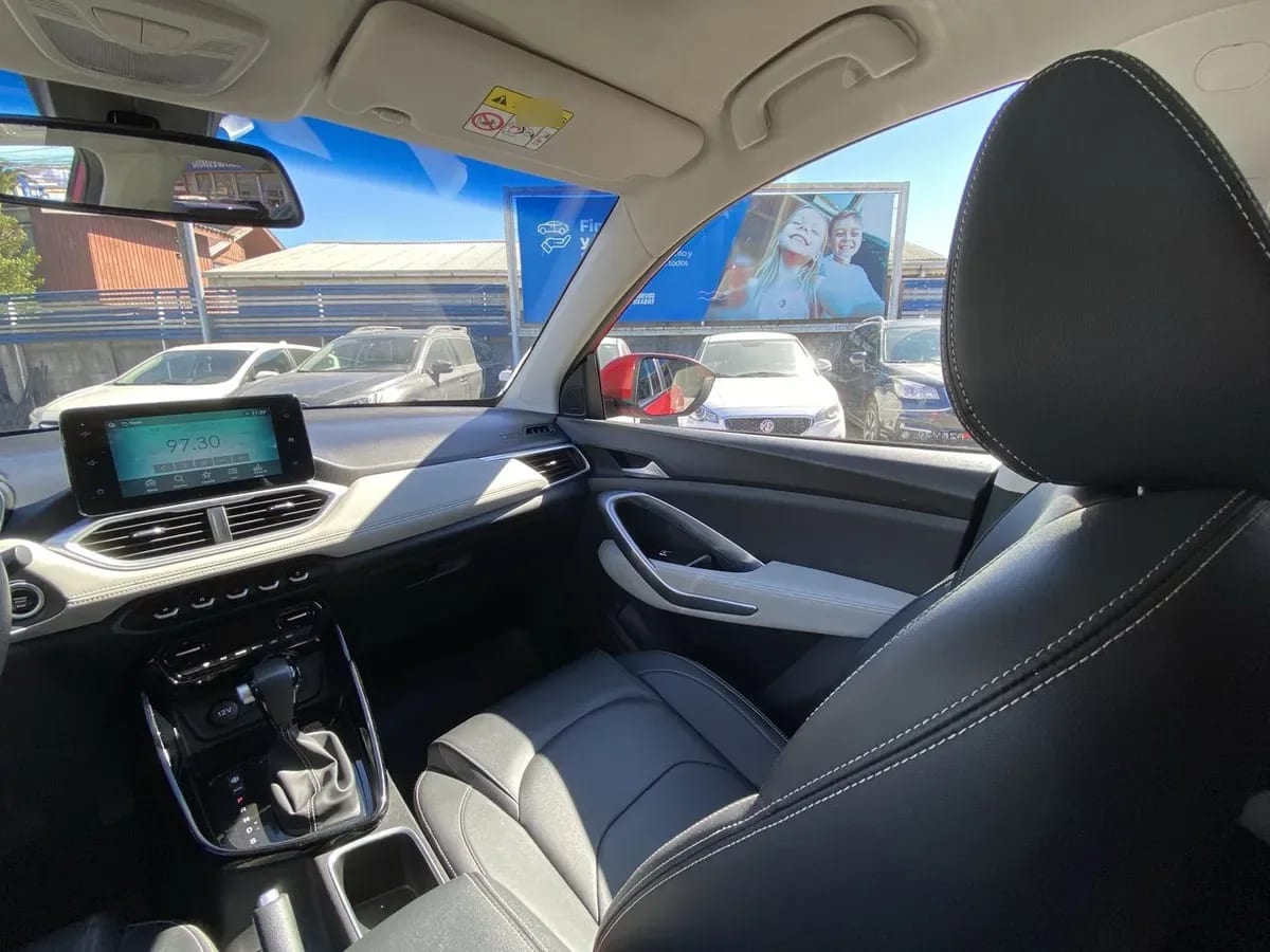 Chevrolet Captiva 1.5t Premier Fwd Cvt At 5p año 2021