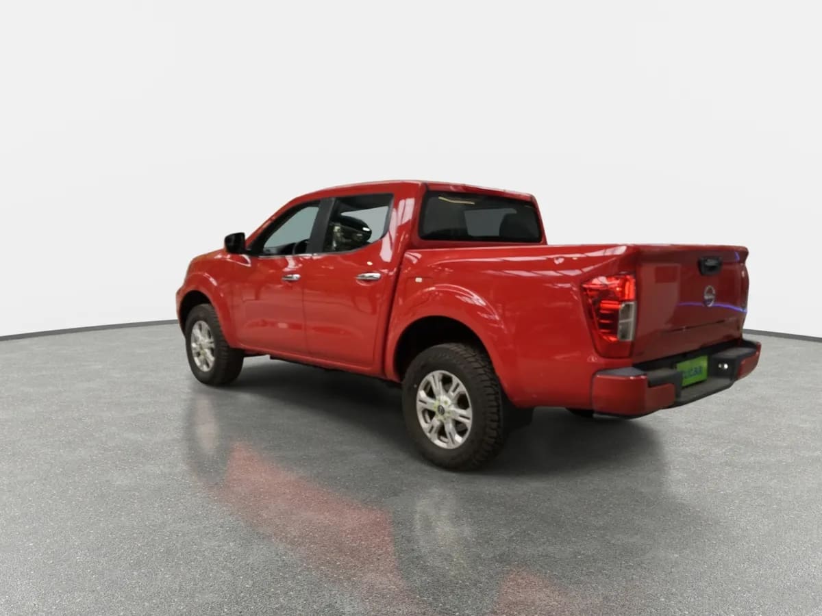 Nissan Navara 2.3d Xe Diesel 4x2 Dob.cab. Mt 4p año 2024