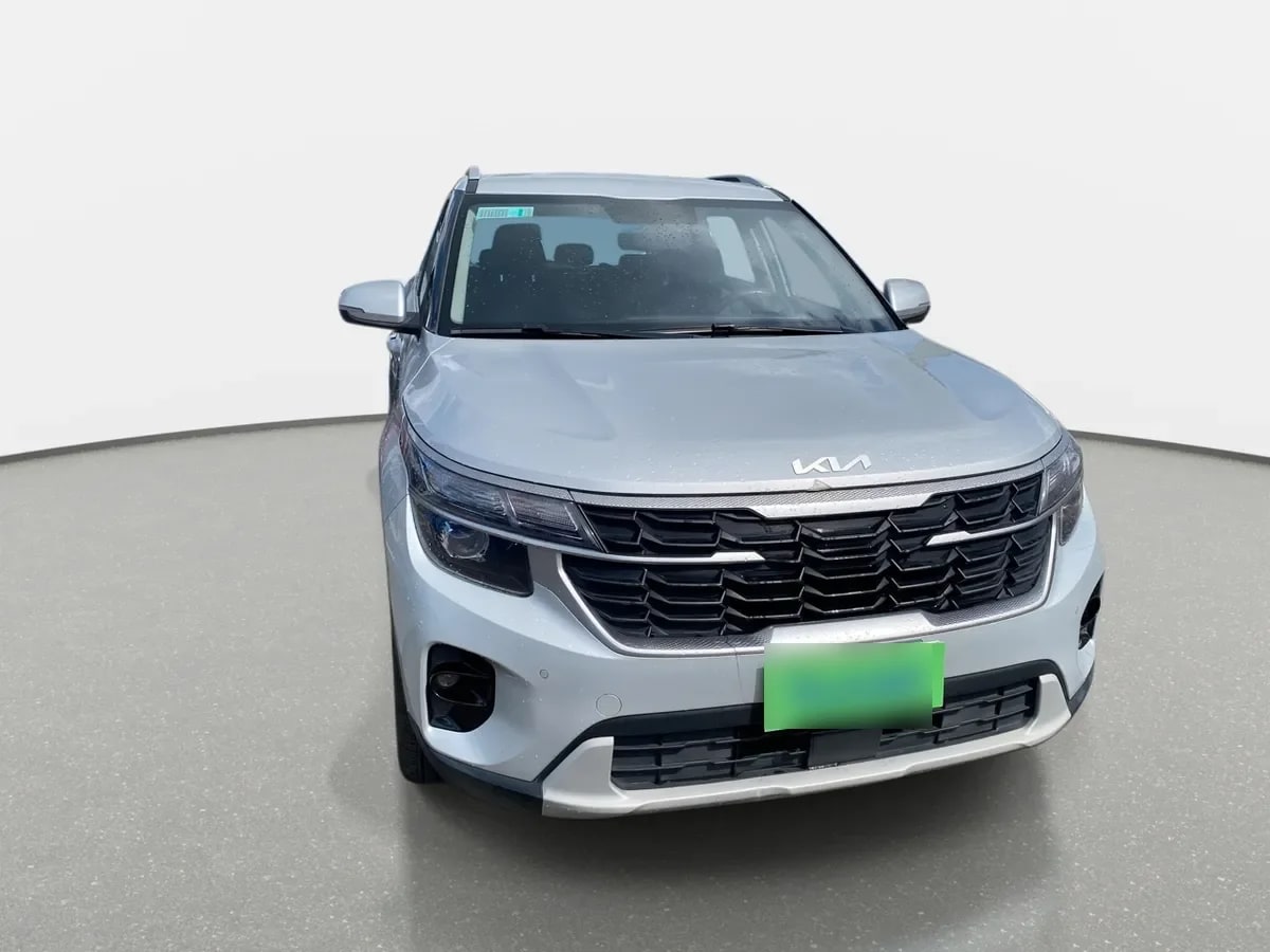 Kia Seltos 1.5 Ex 4x2 6mt 5p año 2024