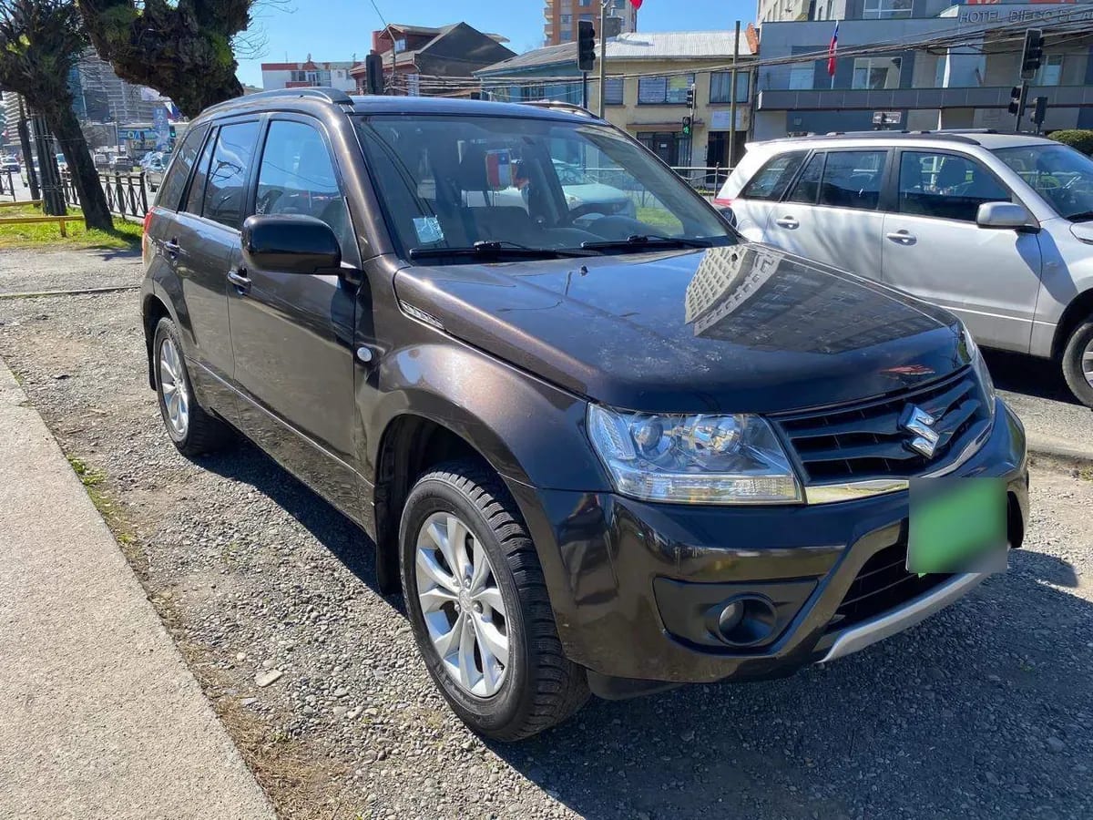 Suzuki Grand Nomade 2.4 Glx Sport 4wd E4 Mt 5p año 2019