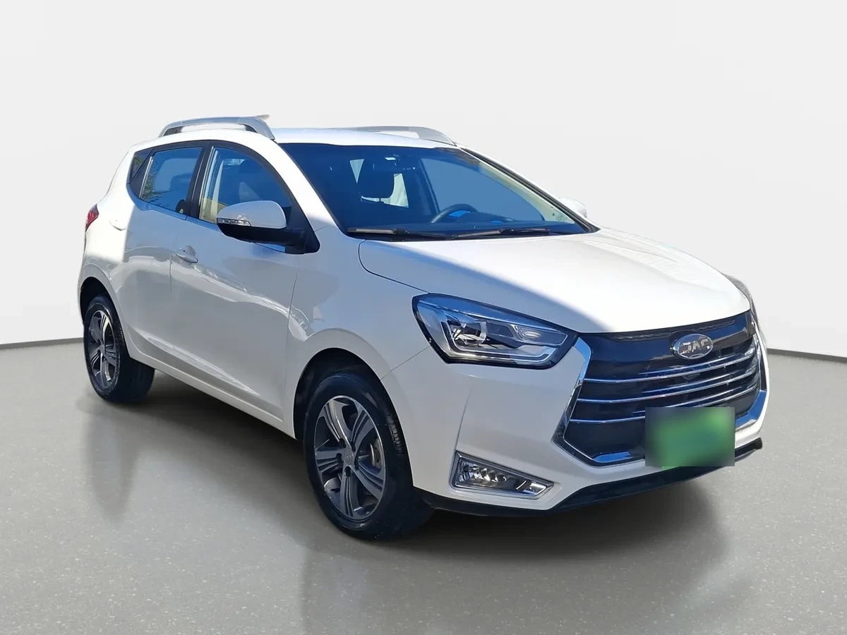 JAC Js2 1.5 Luxury 4x2 Cvt At 5p año 2025