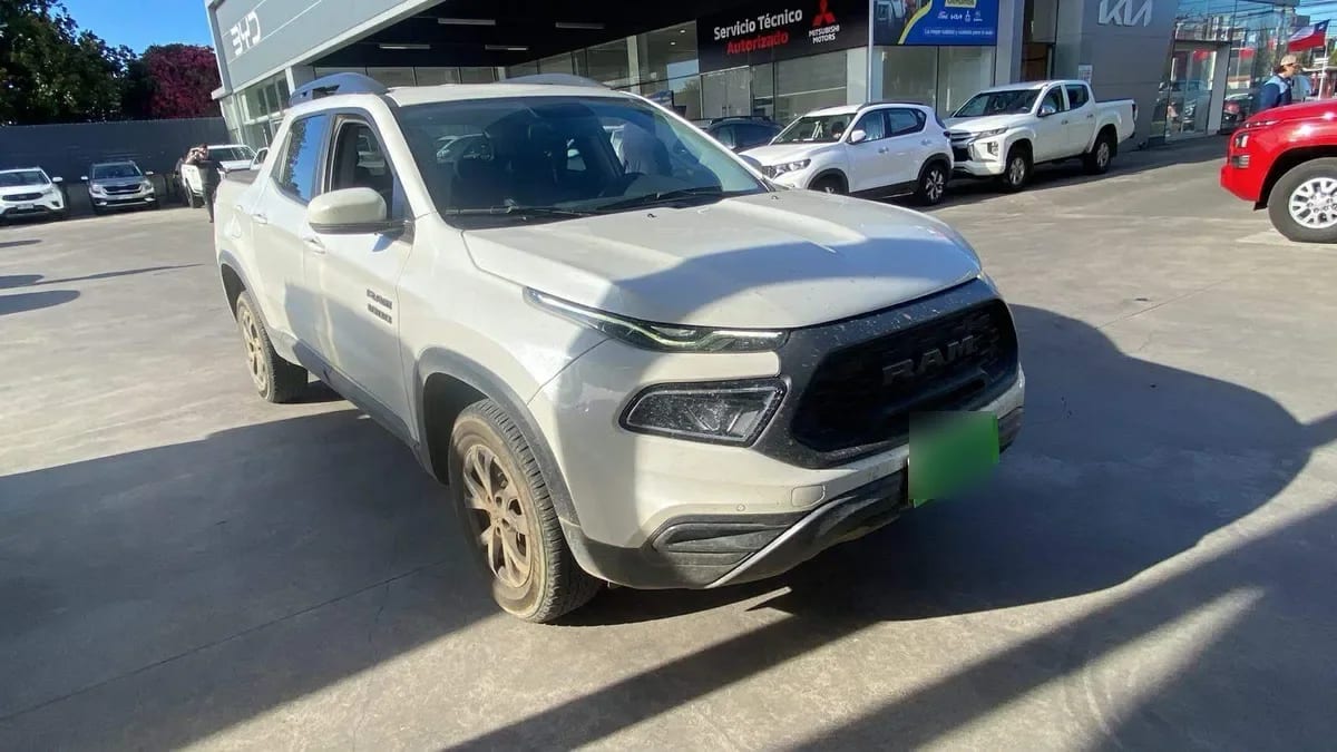 Ram 1000 1.8 Big Horn Lx 4x2 Dob. Cab. At 4p año 2023