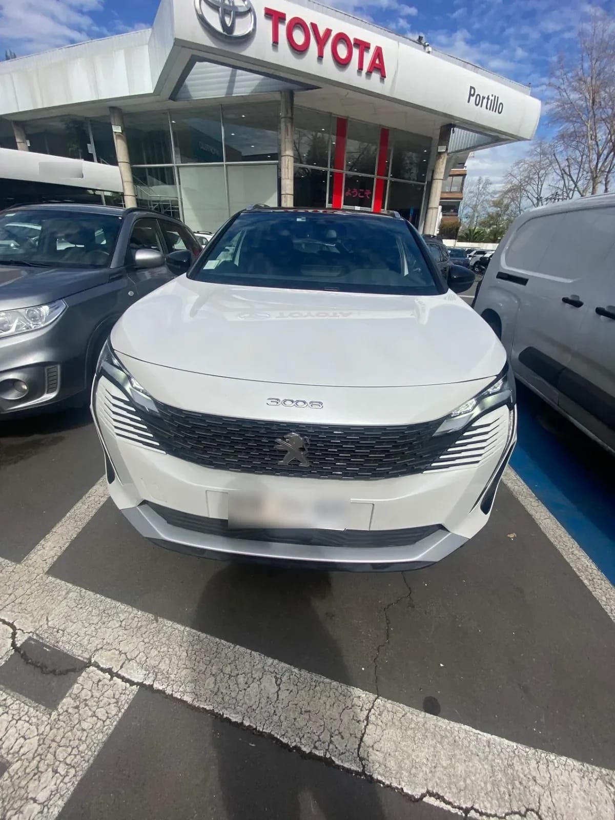 Peugeot 3008 1.5 Allure Pack Bluehdi 130 4x2 Eat8 5p año 2023