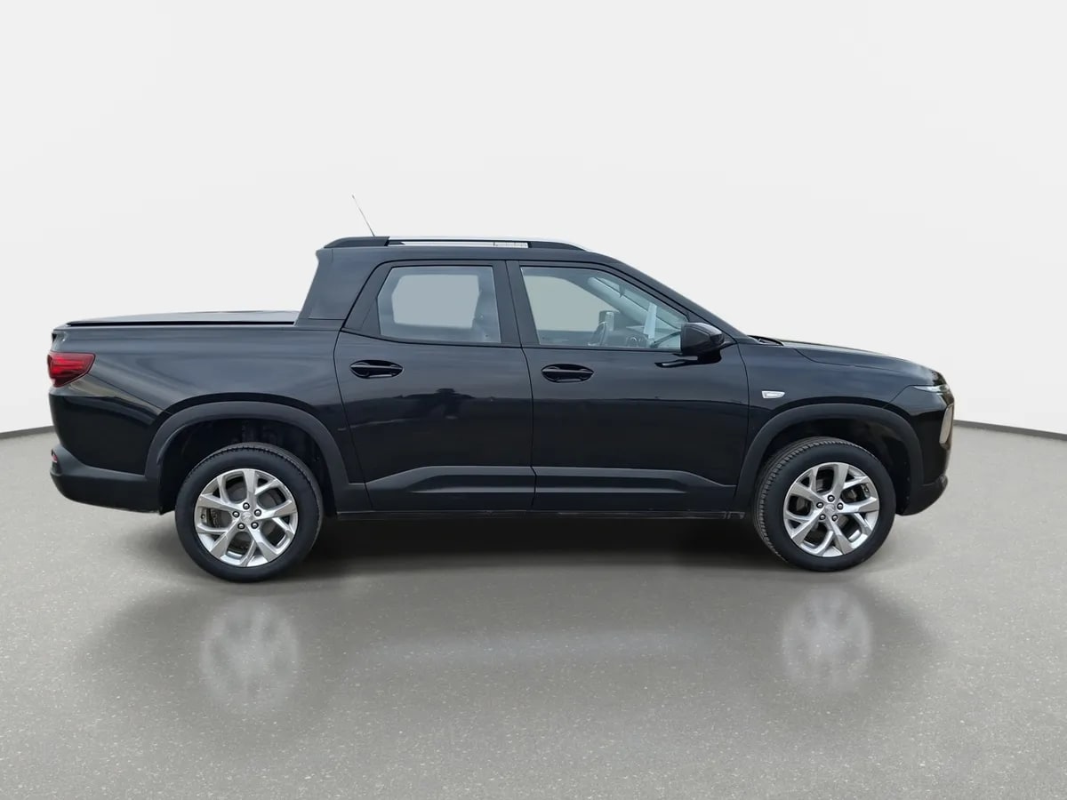 Chevrolet Montana 1.2t Ltz 4x2 At 4p año 2023