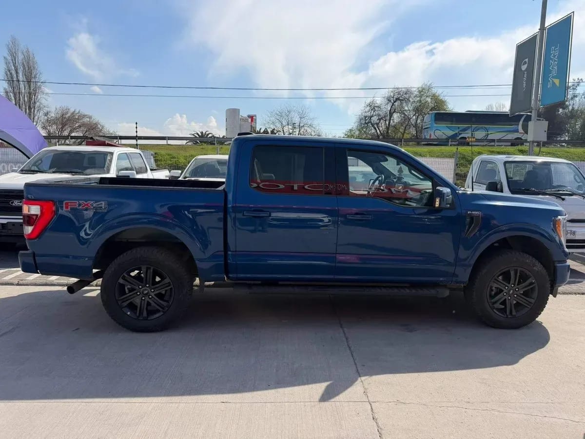 Ford F-150 5.0 Lariat Sport Cc Dob. Cab. 4x4 At 4p año 2023