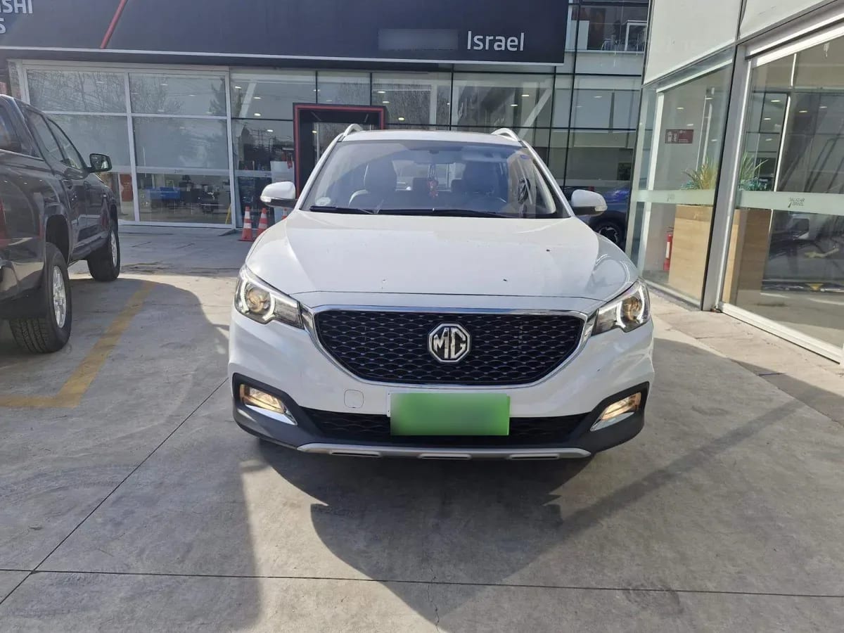 MG Mg Zs 1.5 Comfort 4x2 At 5p año 2024