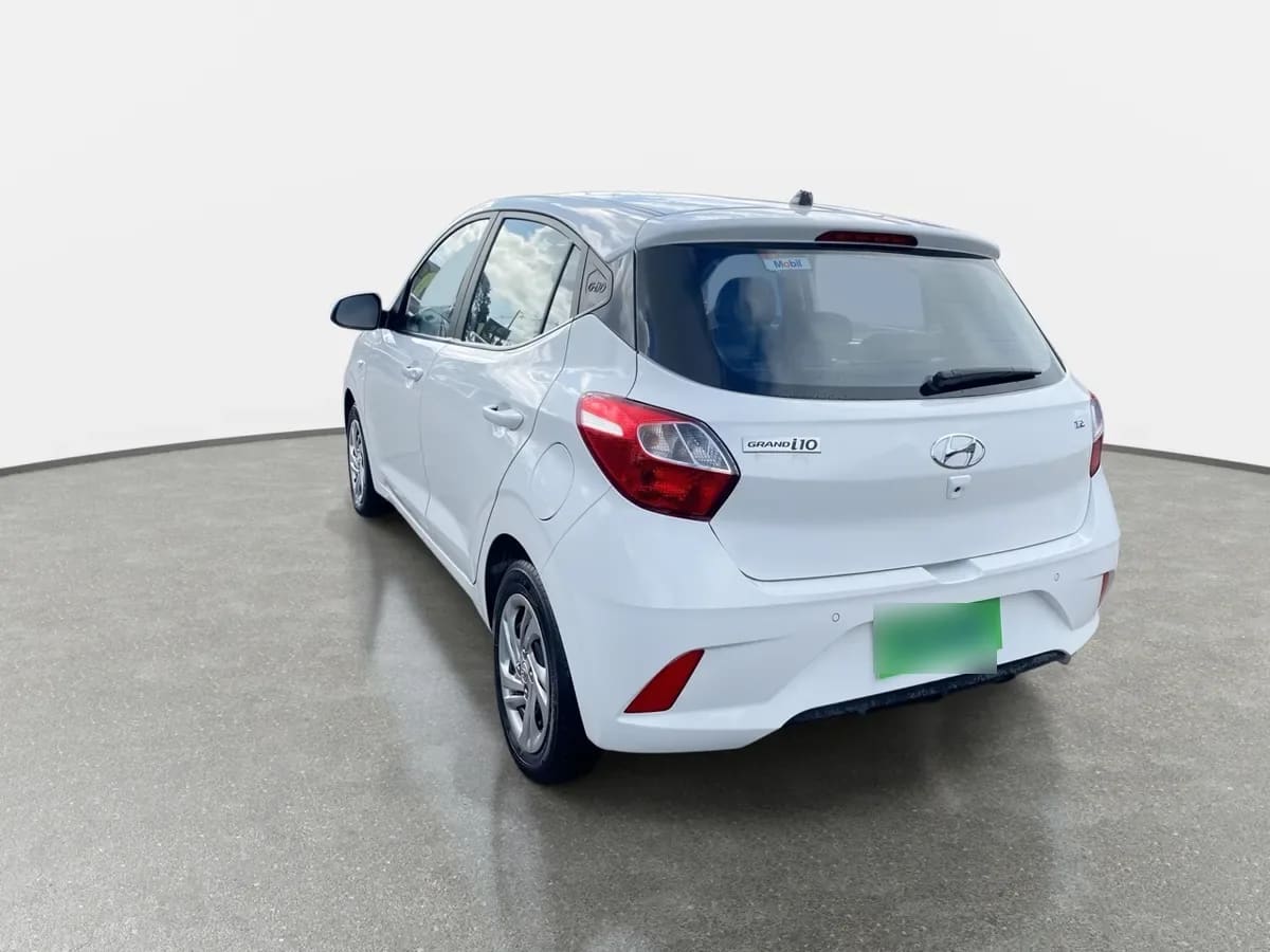 Hyundai Grand I10 1.2 Plus 4x2 Hb Mt 5p año 2022