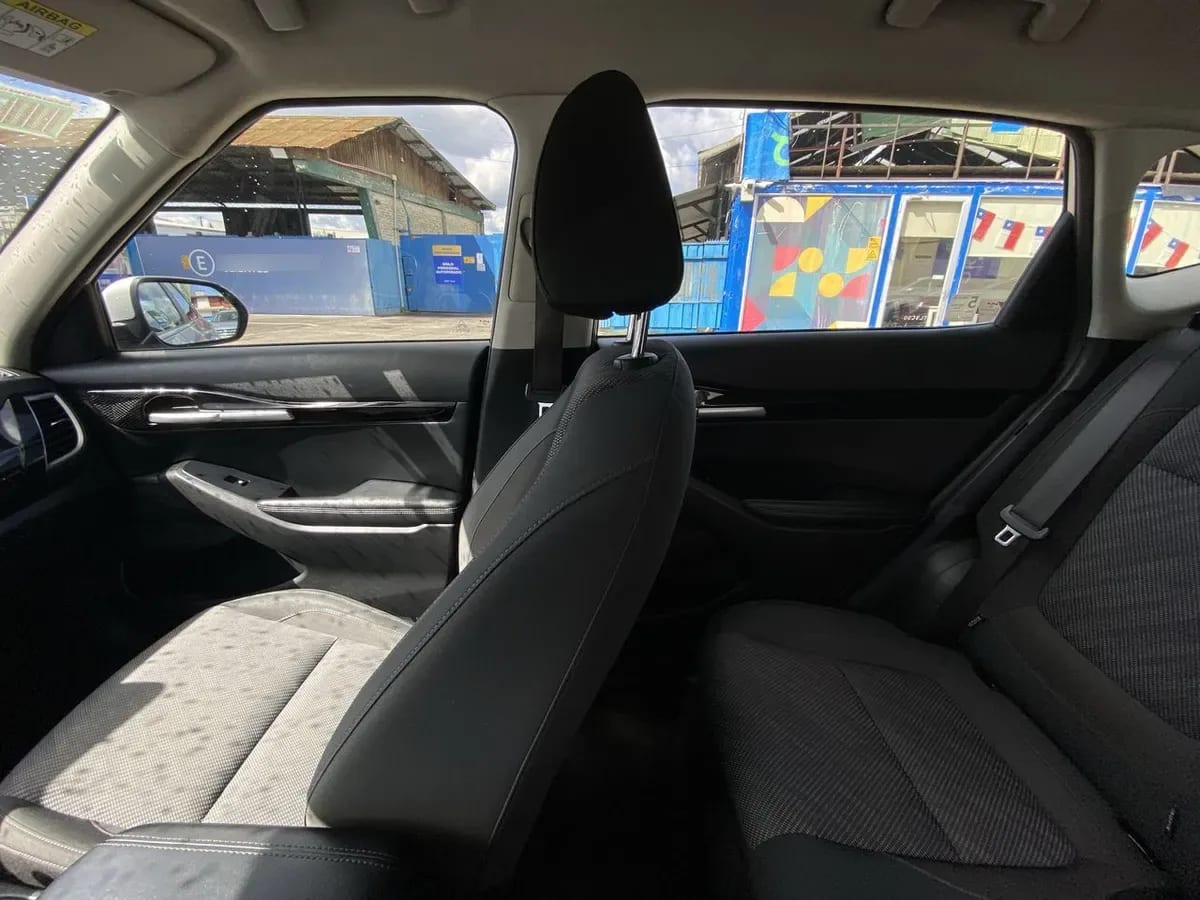 Kia Seltos 1.5 Ex 4x2 6mt 5p año 2024