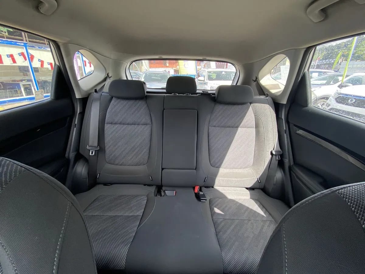 Kia Seltos 1.5 Ex 4x2 6mt 5p año 2024