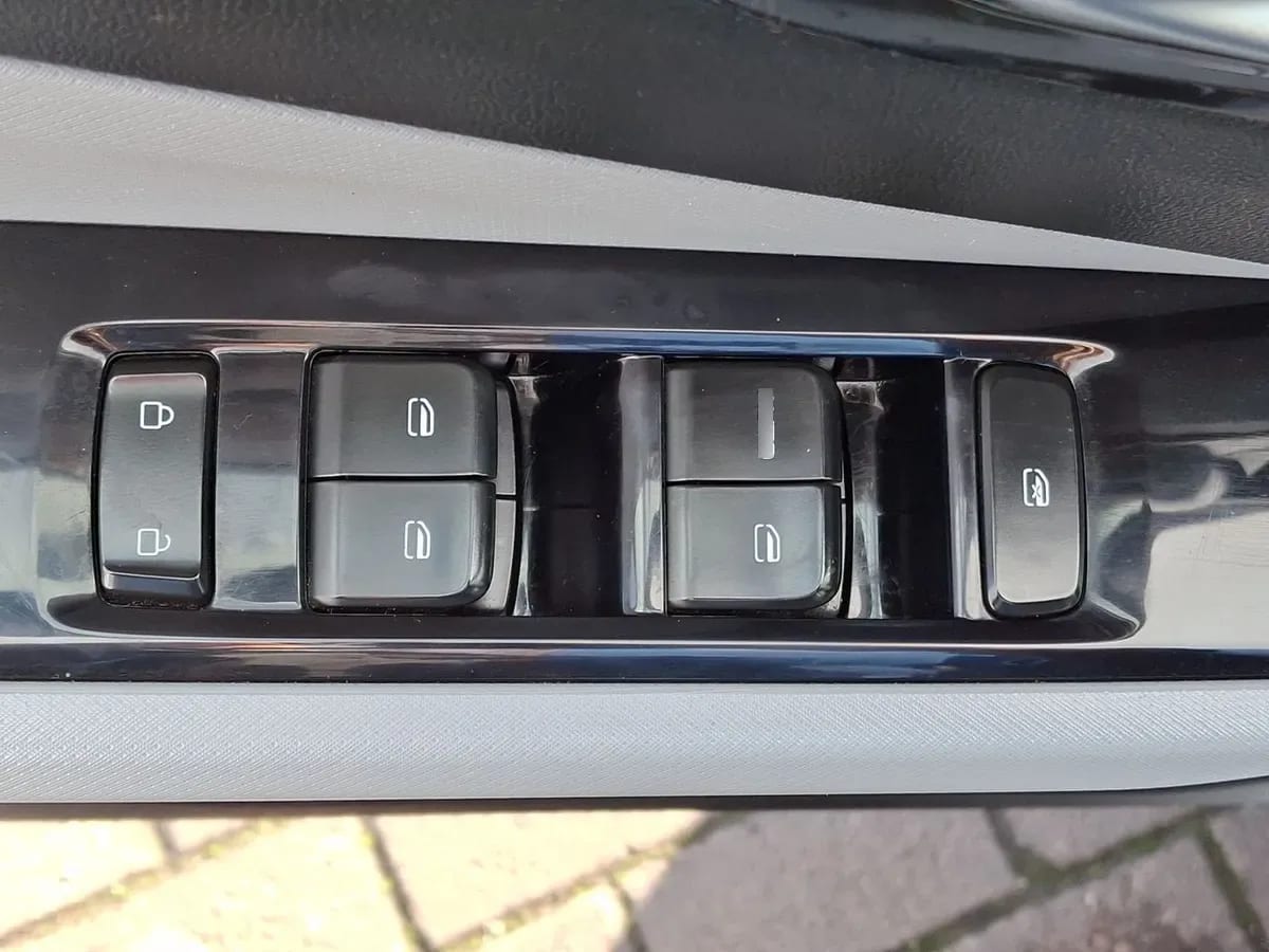 Chevrolet Sail 1.5 Nb Ltz R 4x2 Sdn Cvt At 4p año 2024