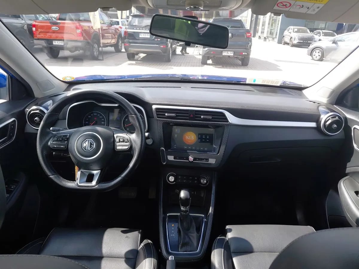 MG Mg Zs 1.5 Comfort 4x2 At 5p año 2022