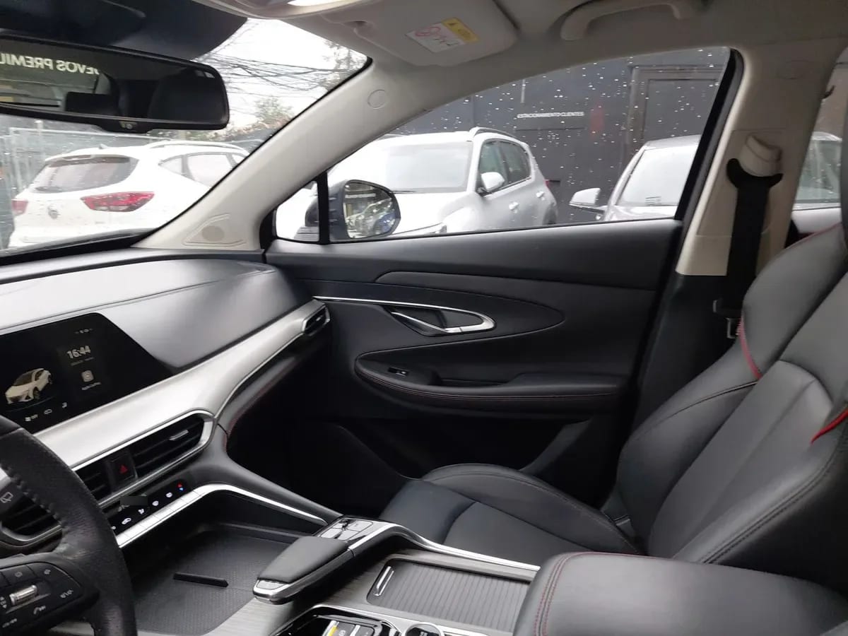 Changan Uni-T 1.5 Elite 4x2 At 5p año 2023