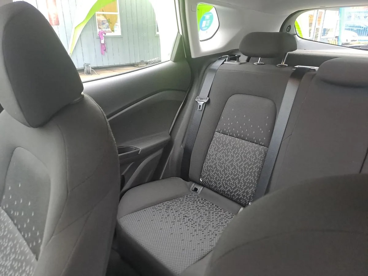 Chevrolet Tracker 1.2t Ls Fwd Mt 5p año 2023