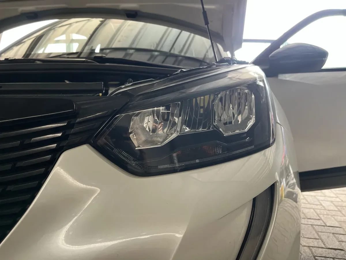 Peugeot 2008 1.2 Active Pack Puretech 130 4x2 Mt 5p año 2024