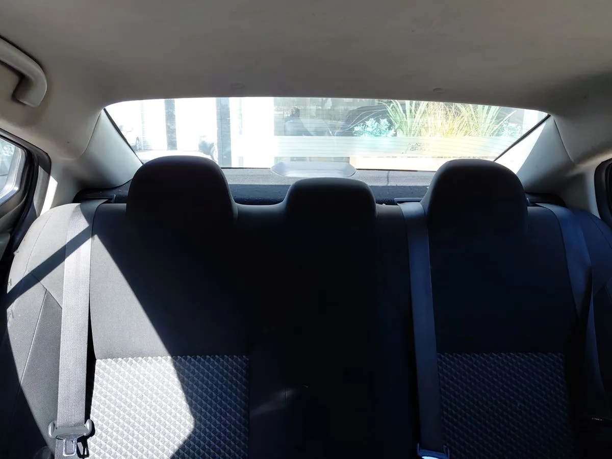 Nissan Versa 1.6 Sense 4x2 Mt 4p año 2021