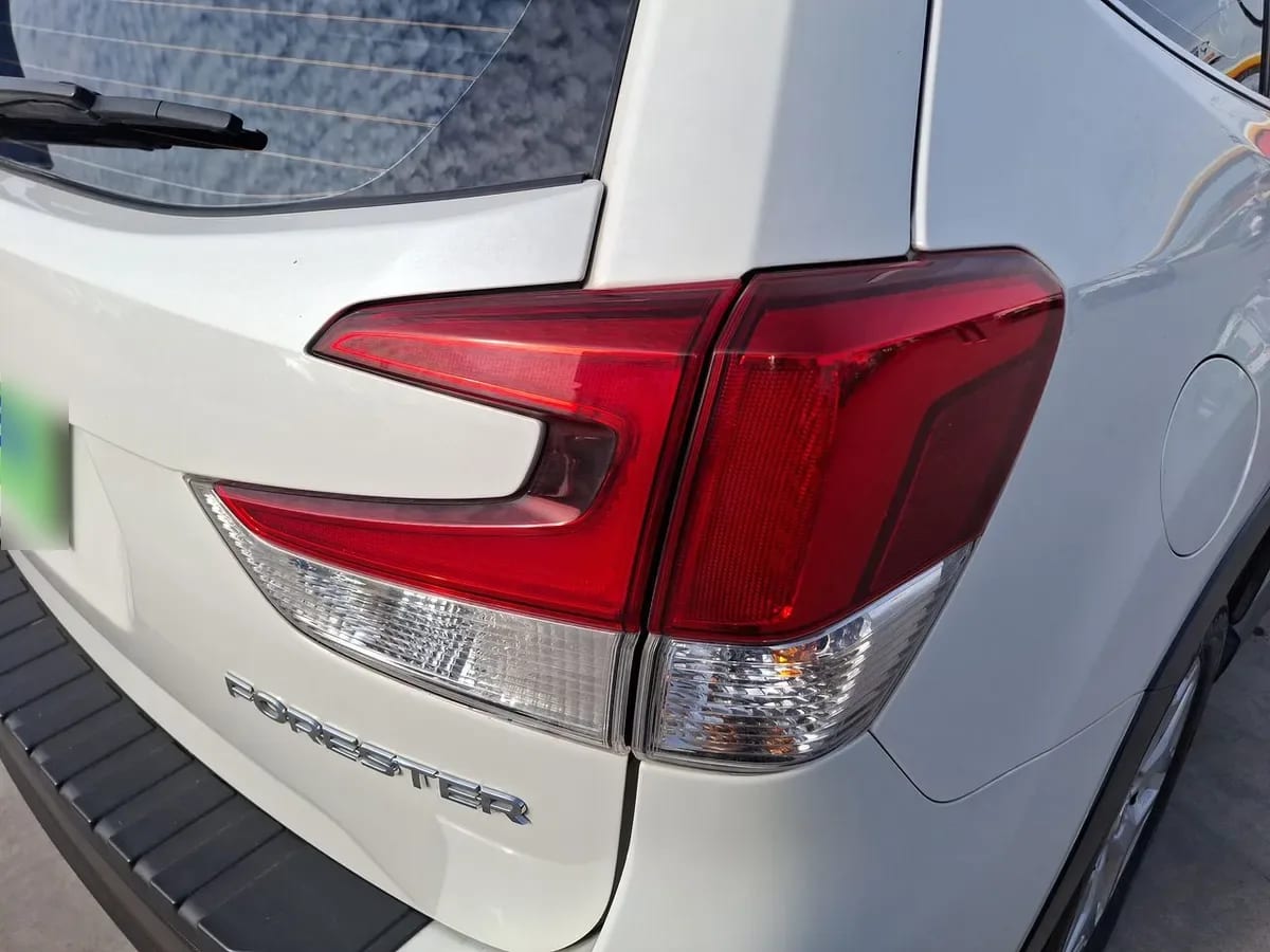 Subaru Forester 2.0i X Awd At 5p año 2023