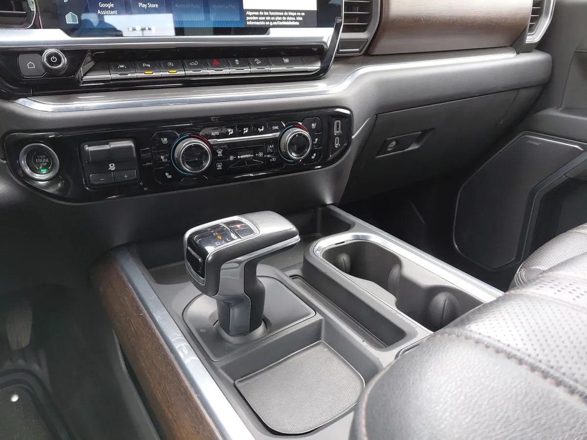 Chevrolet Silverado 3.0 High Country 4x4 At 4p año 2023