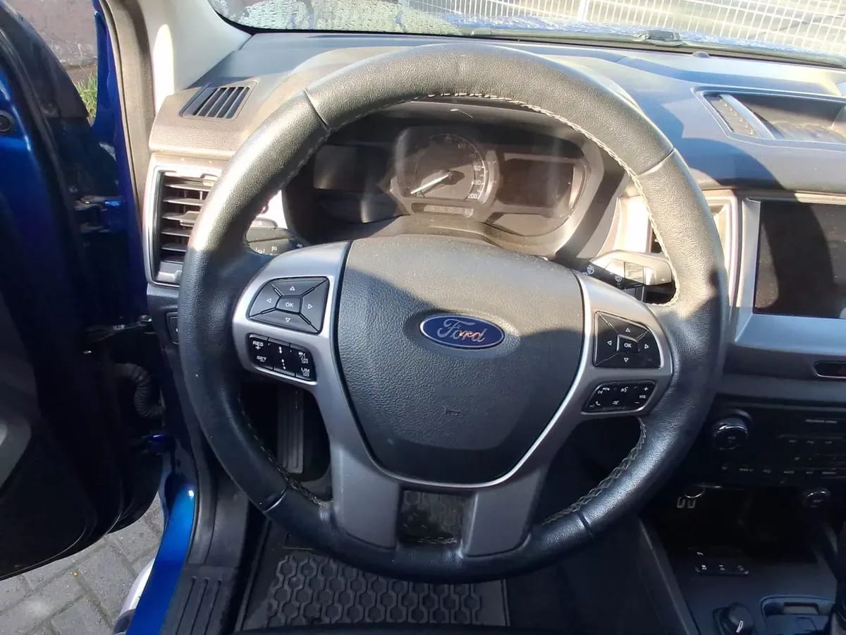 Ford Ranger 3.2 Ltd 4x4 Diesel Dob. Cab. At 4p año 2023